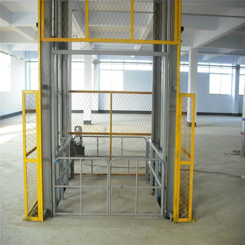 導(dǎo)軌式升降貨梯使用前安全須知(圖1) \