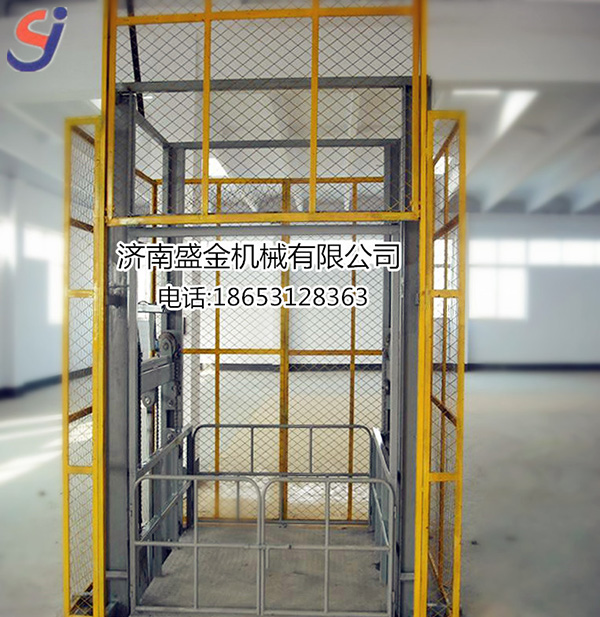 使用防爆導軌式升降機的好處 發(fā)布時間:2017-11-11 16:13:40 來源:濟南盛金升降平臺機械有限公司 點擊:49 使用防爆導軌升降機的好處 從近幾年的防爆導軌式升降(圖3) \